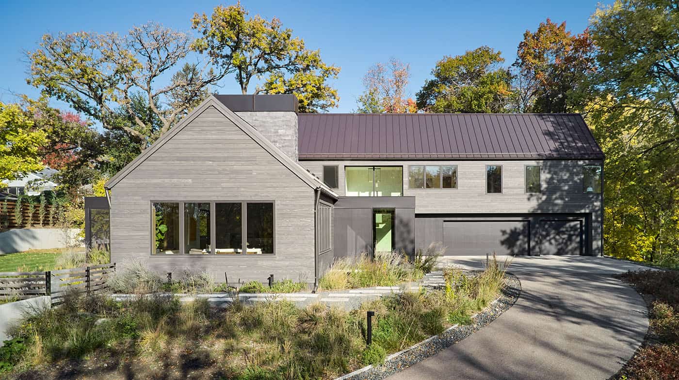 modern-hilltop-home-exterior
