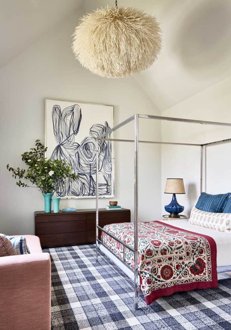 Step inside this inviting Nantucket style house with a stunning modern ... - Nantucket Design Style Renovation