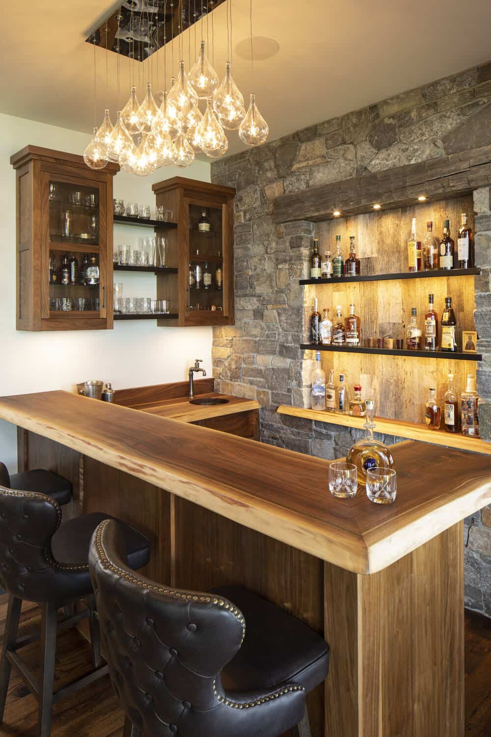 modern-rustic-home-bar