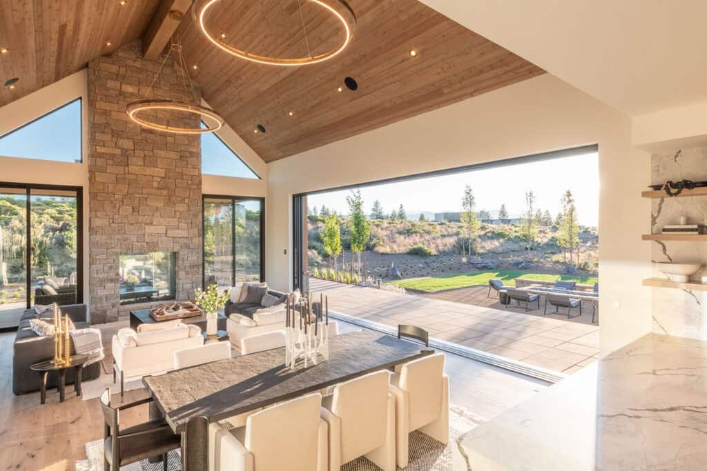 Inside a mountain modern dream house with European influence in Oregon
