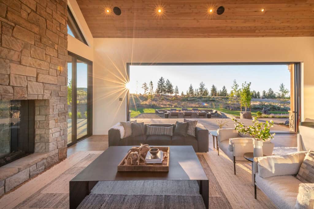 Inside a mountain modern dream house with European influence in Oregon