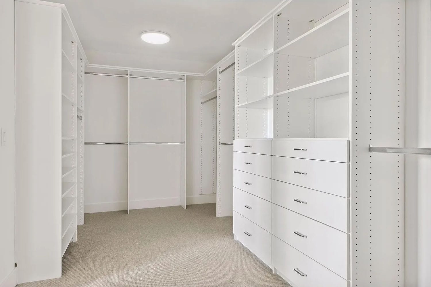 contemporary-walk-in-closet