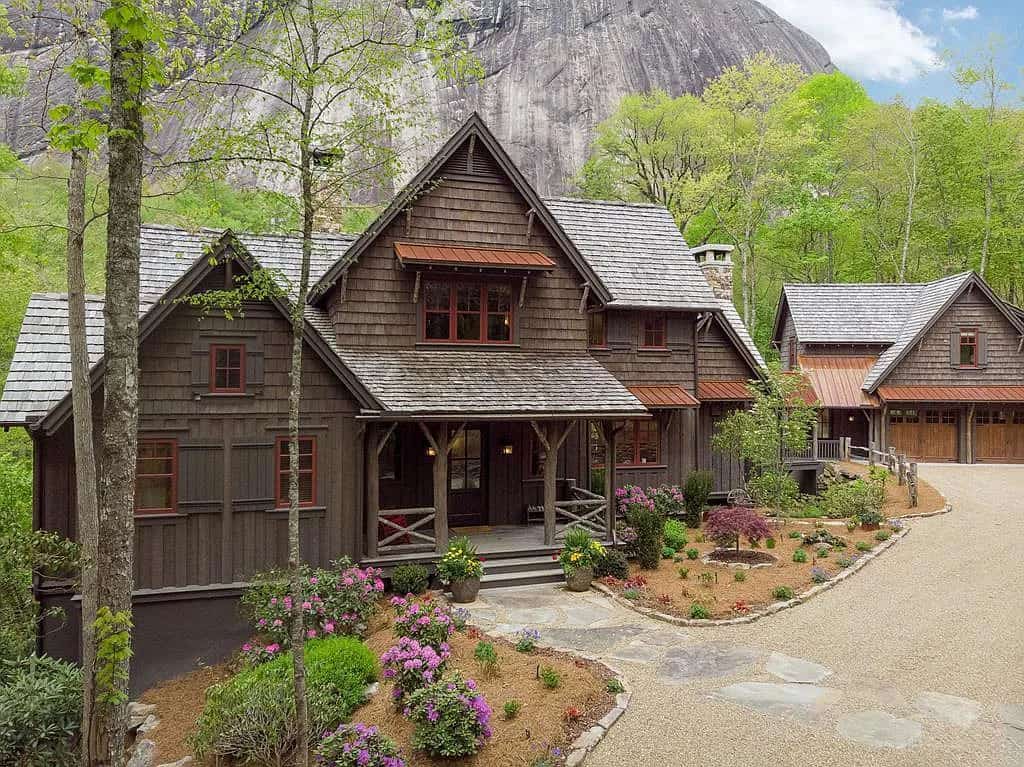 rustic-mountain-home-exterior