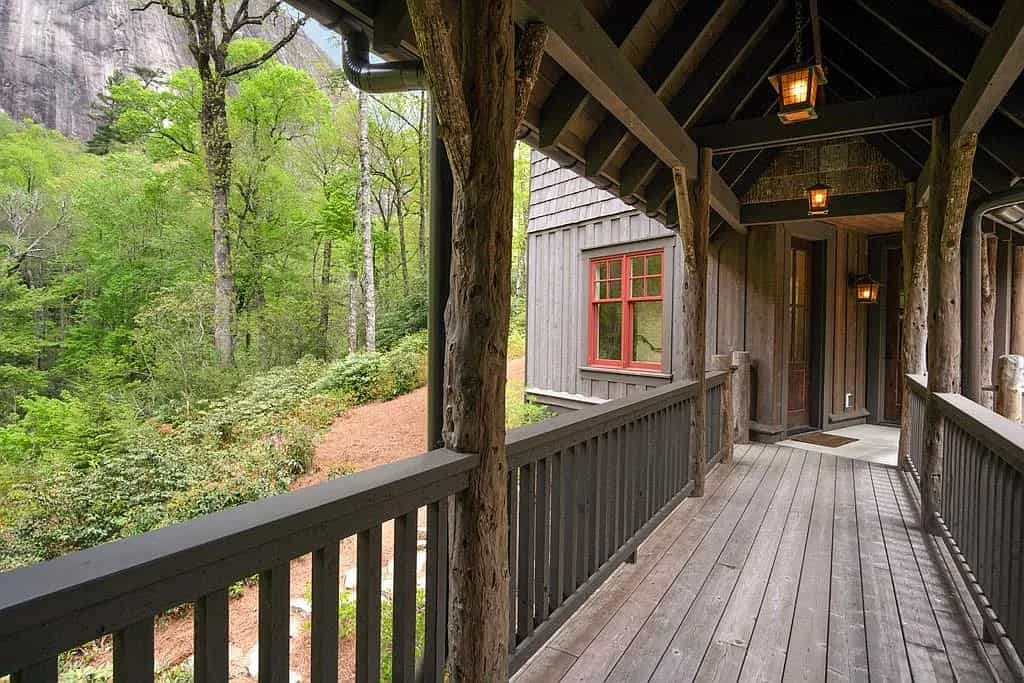 rustic-covered-dog-trot-bridge