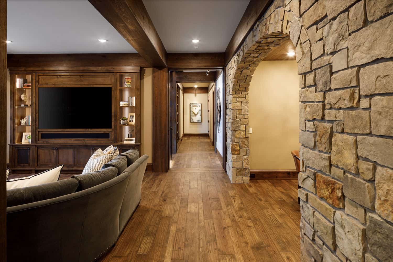 rustic-family-room