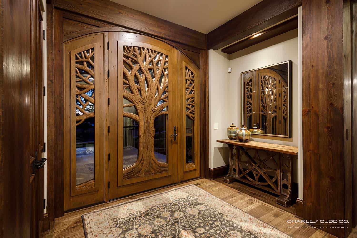 rustic-mountain-lodge-inspired-lake-house-entry