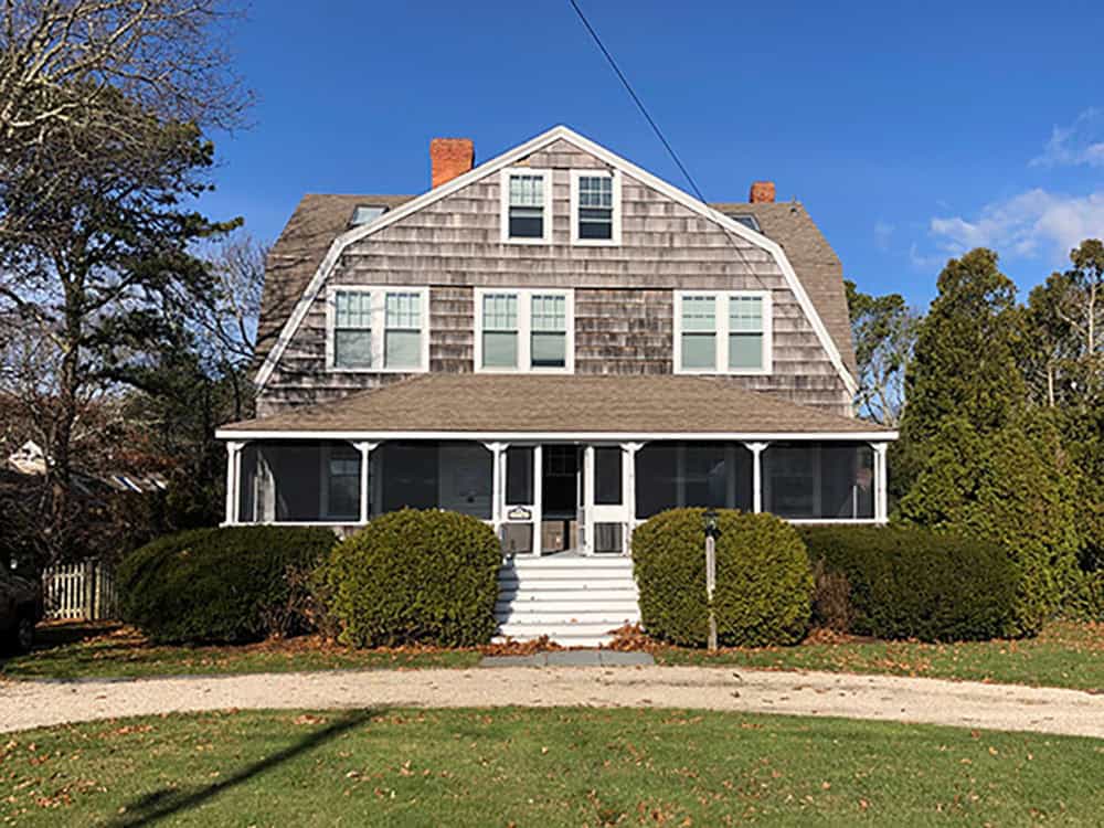 shingle-style-beach-house-exterior