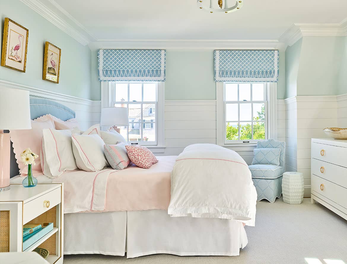 beach-style-bedroom