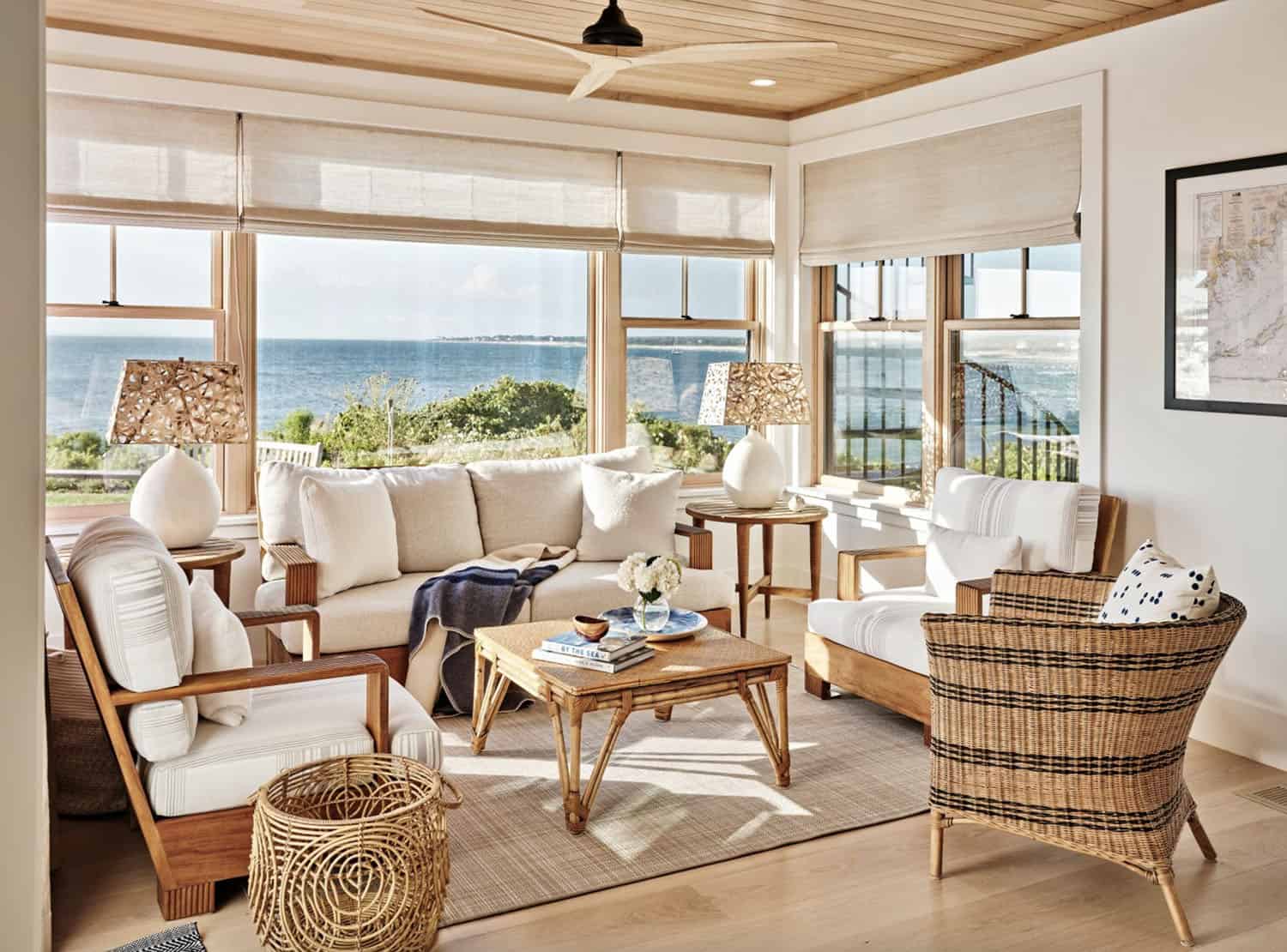 beach-style-sunroom