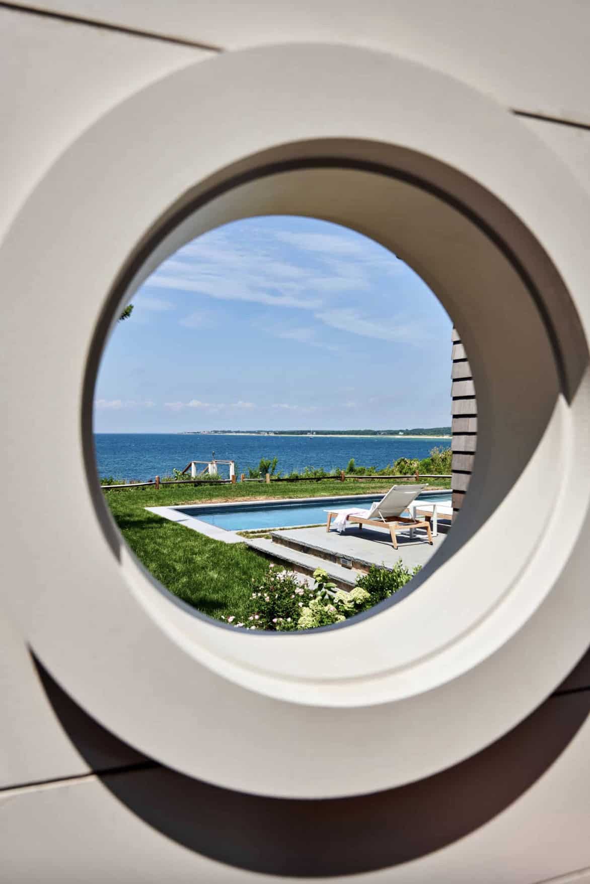 beach-style-outdoor-shower-with-a-porthole