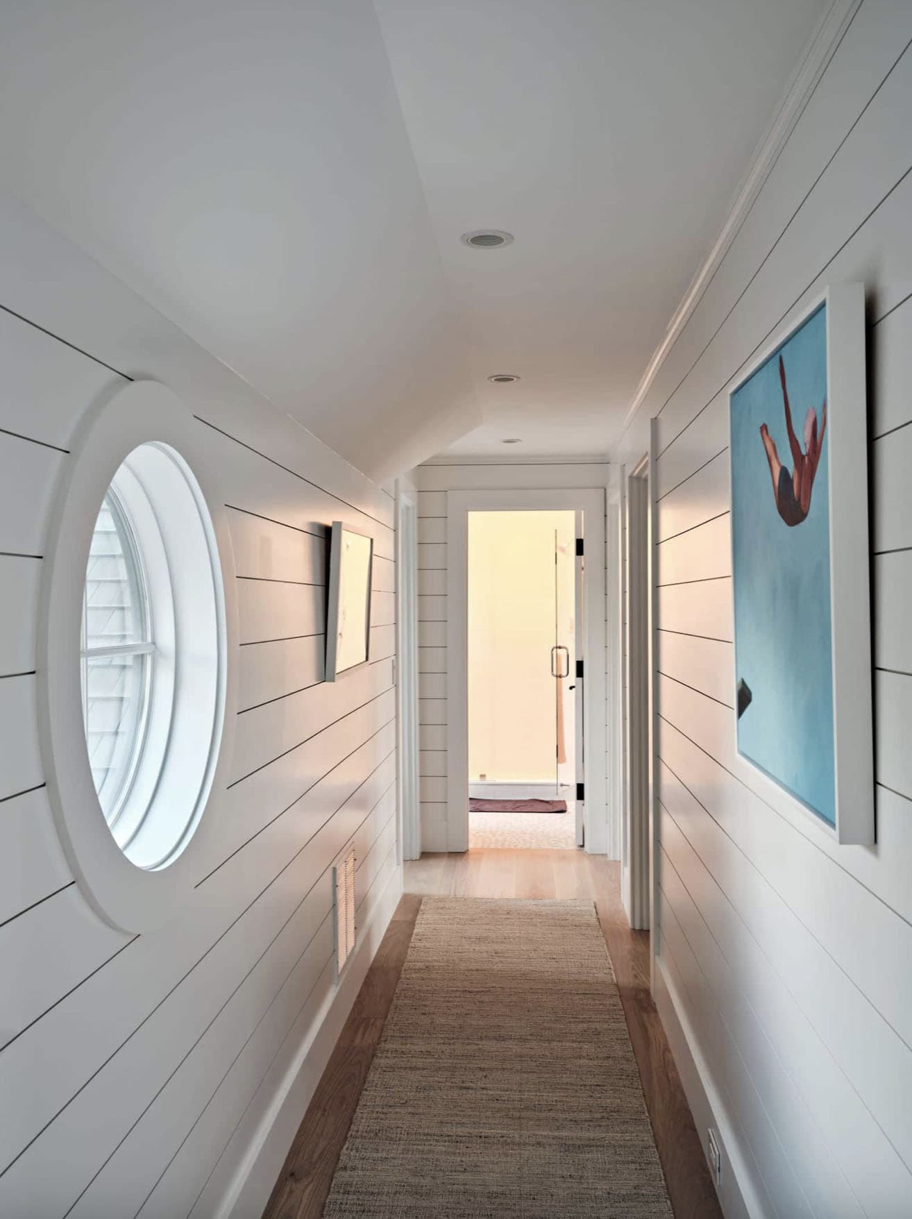 beach-style-hallway