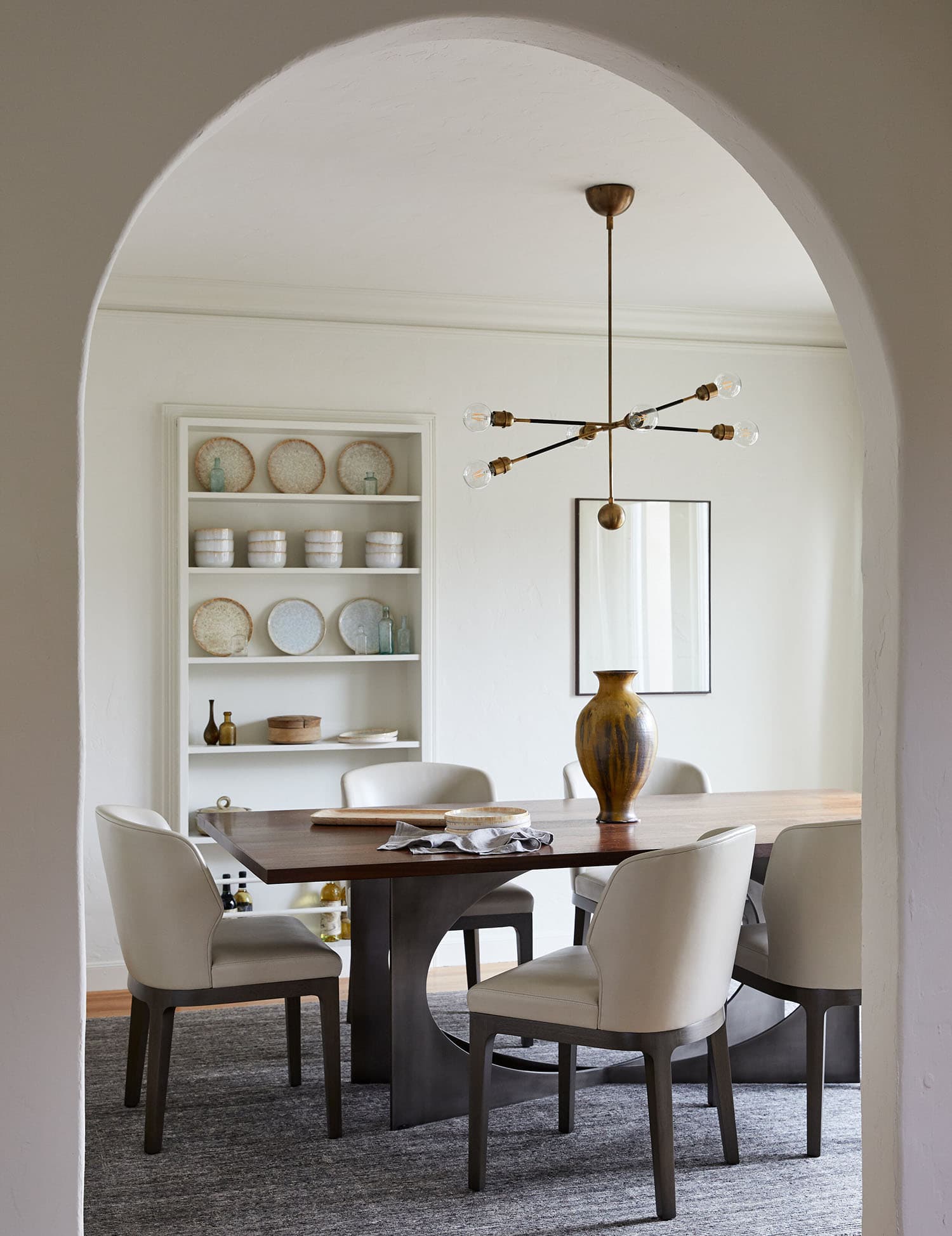 spanish-mediterranean-style-dining-room