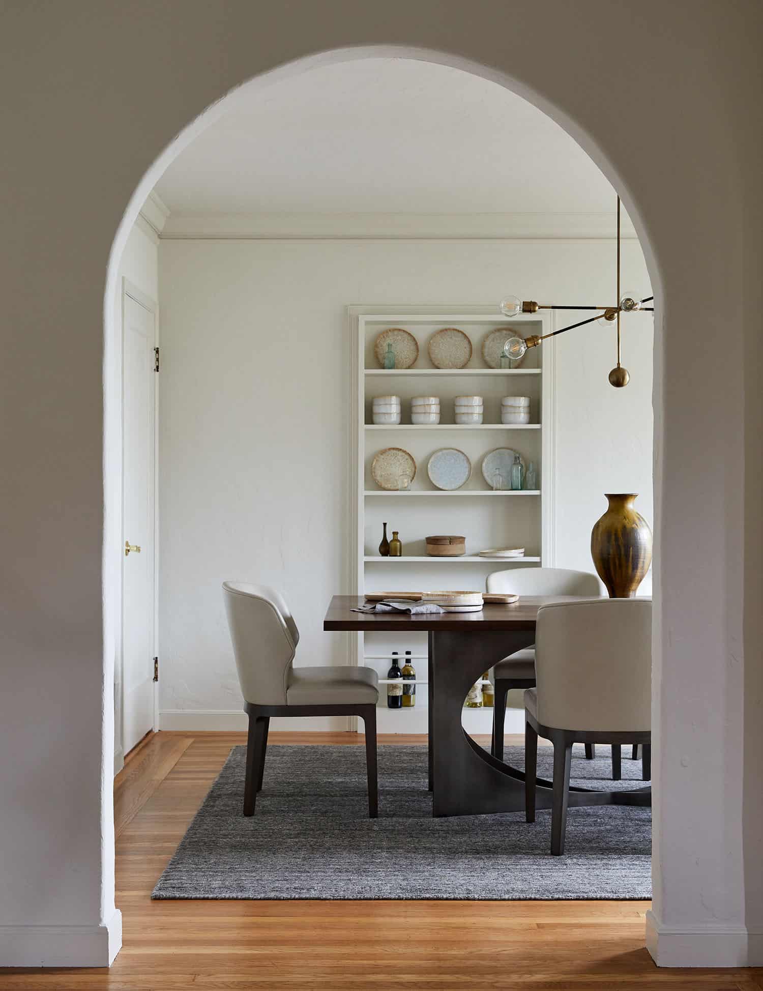 spanish-mediterranean-style-dining-room