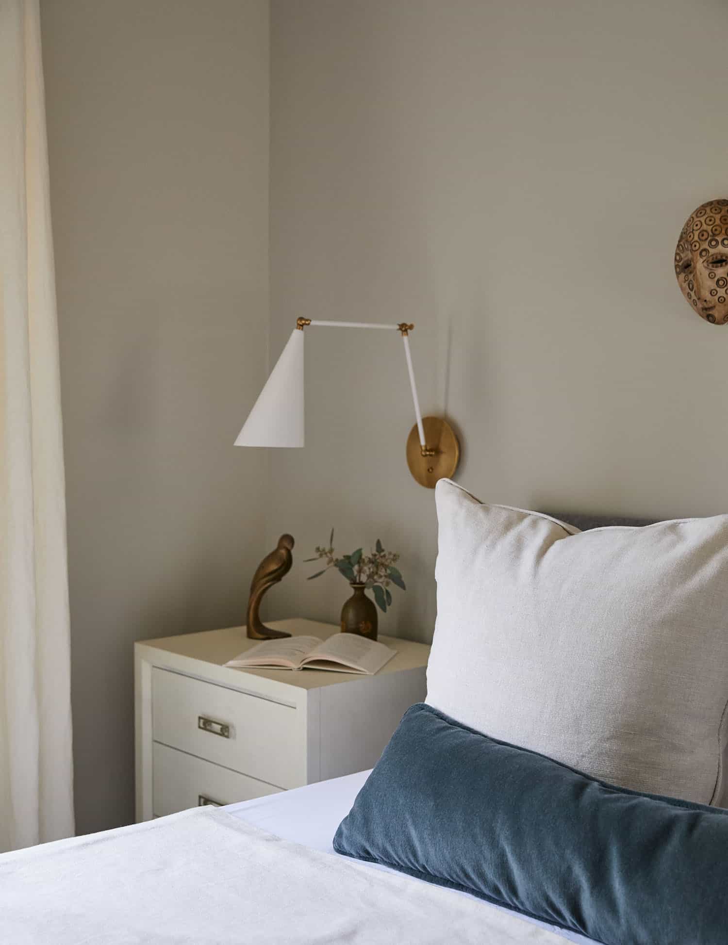 spanish-mediterranean-style-bedroom