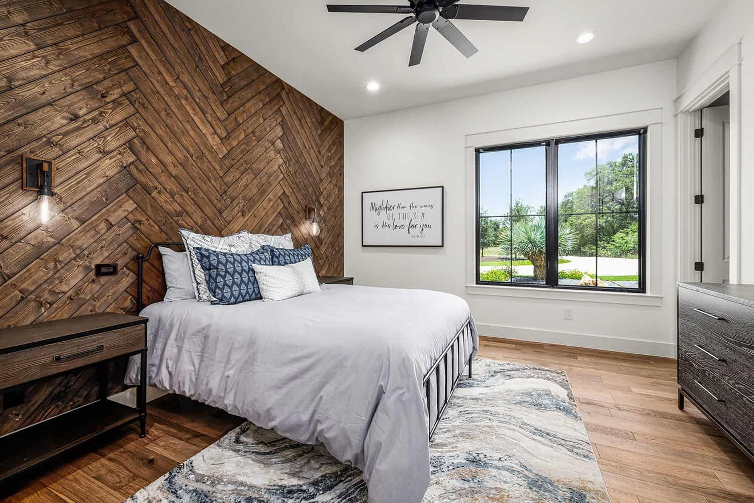 rustic-modern-bedroom-with-a-wood-accent-wall