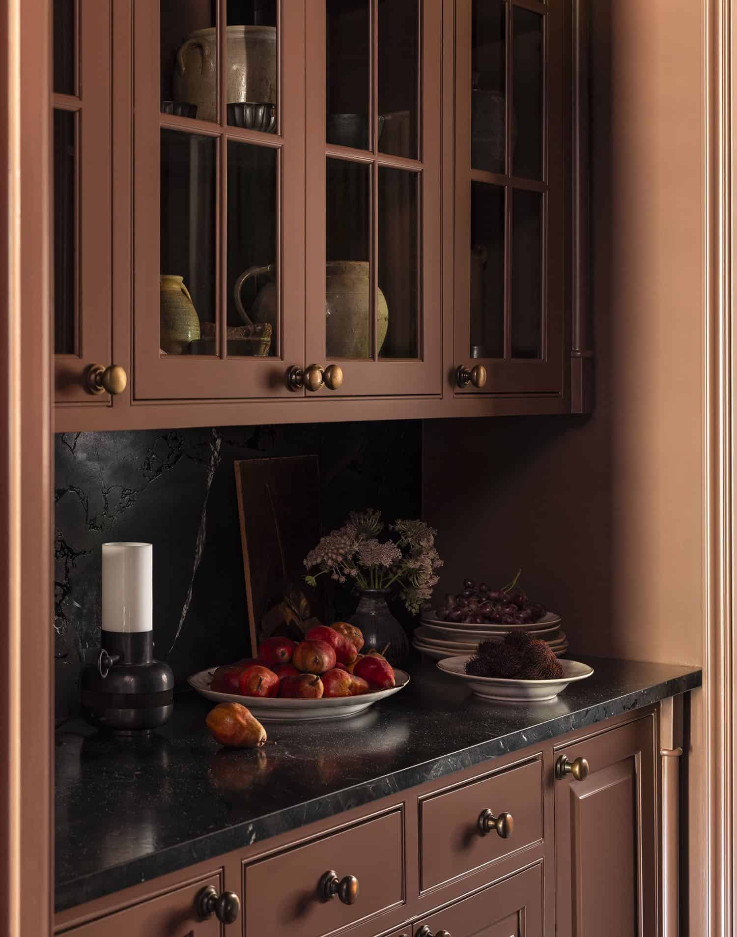 contemporary butler's pantry