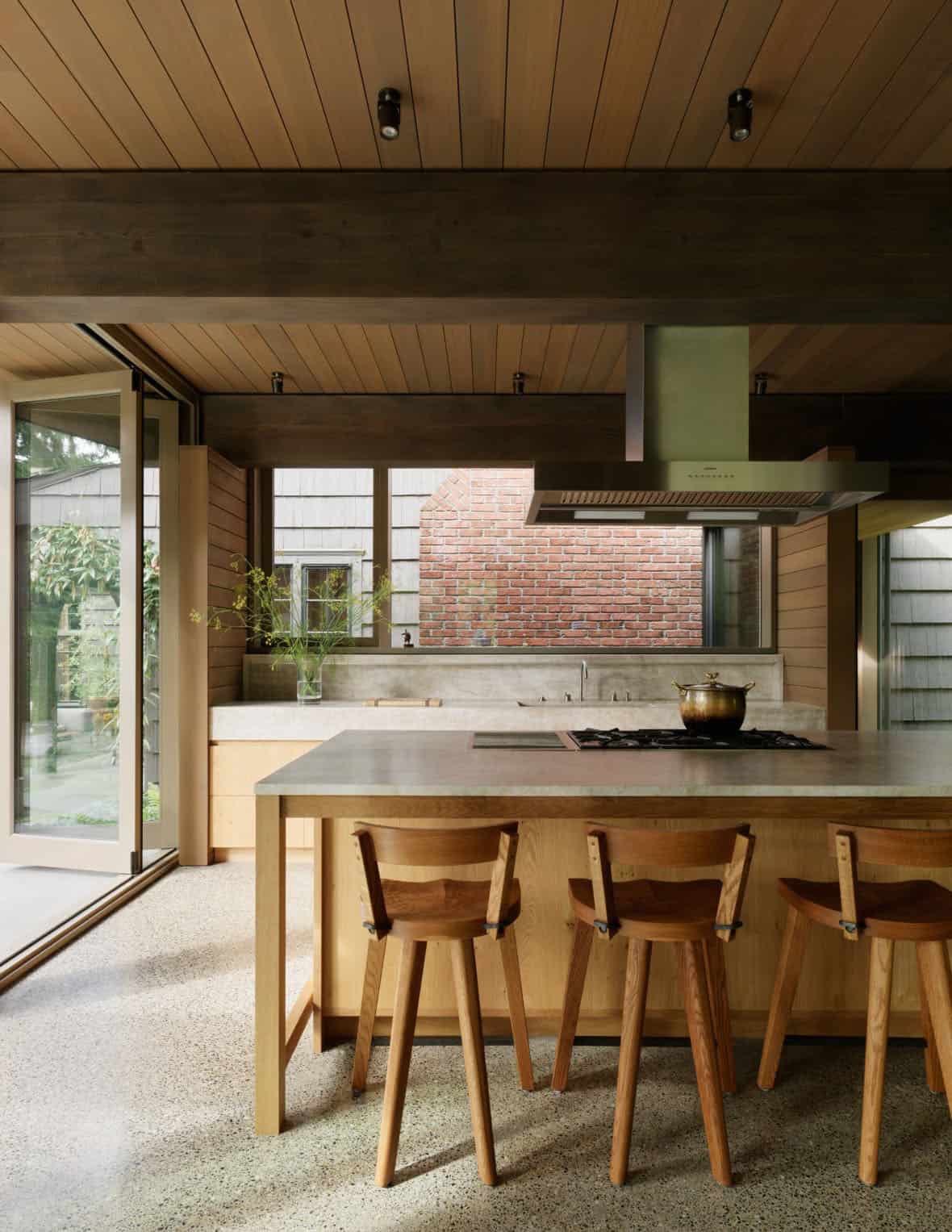 modern-kitchen-with-sliding-glass-doors