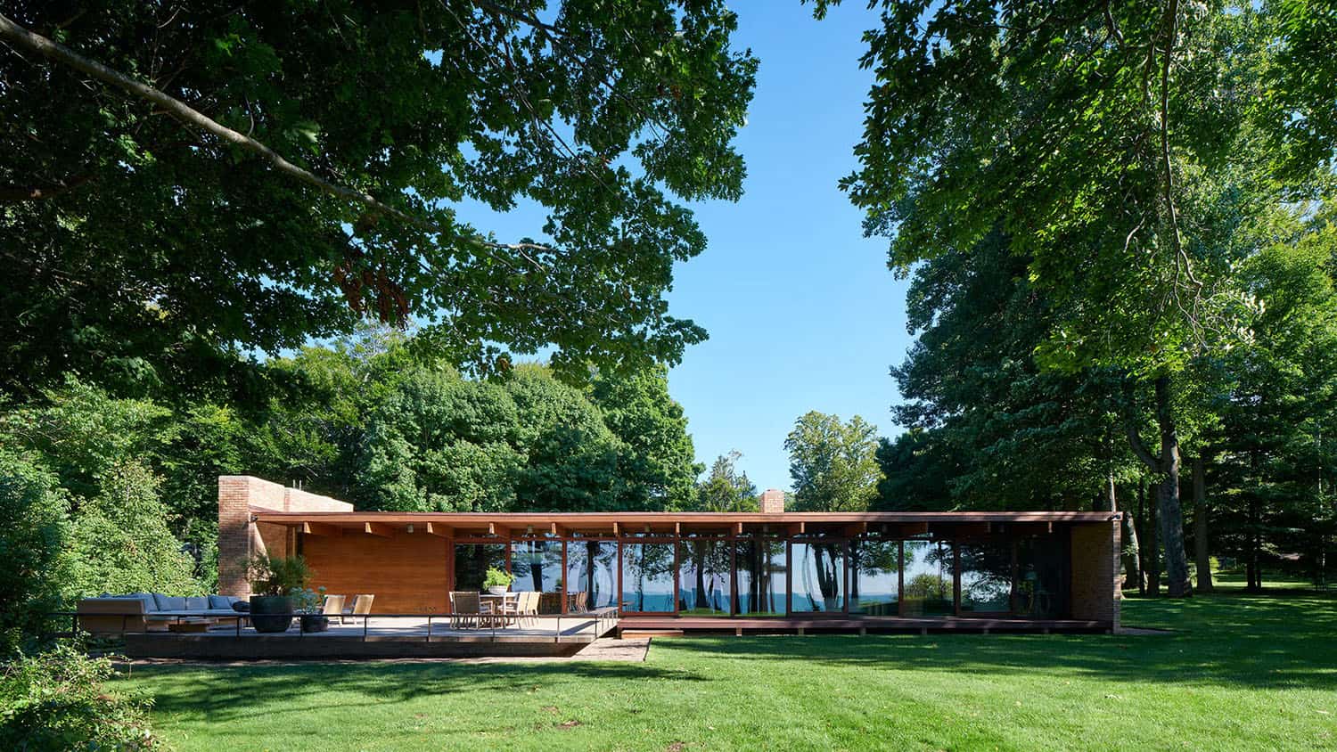 lakeside midcentury home exterior