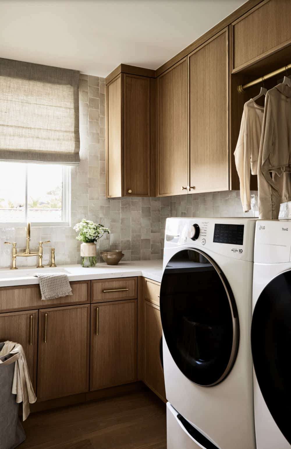 modern-spanish-style-laundry-room