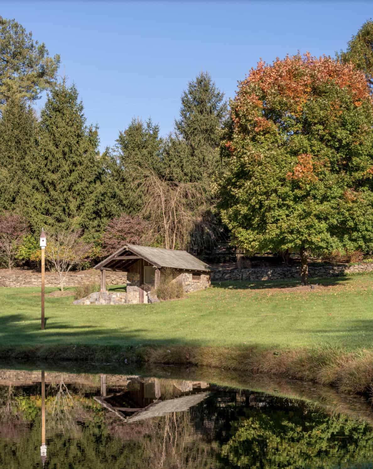 traditional house exterior landscape