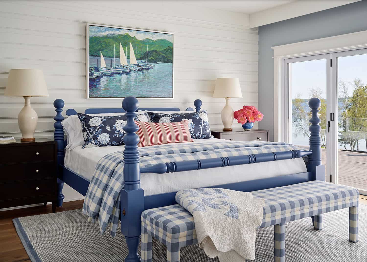 beach style bedroom