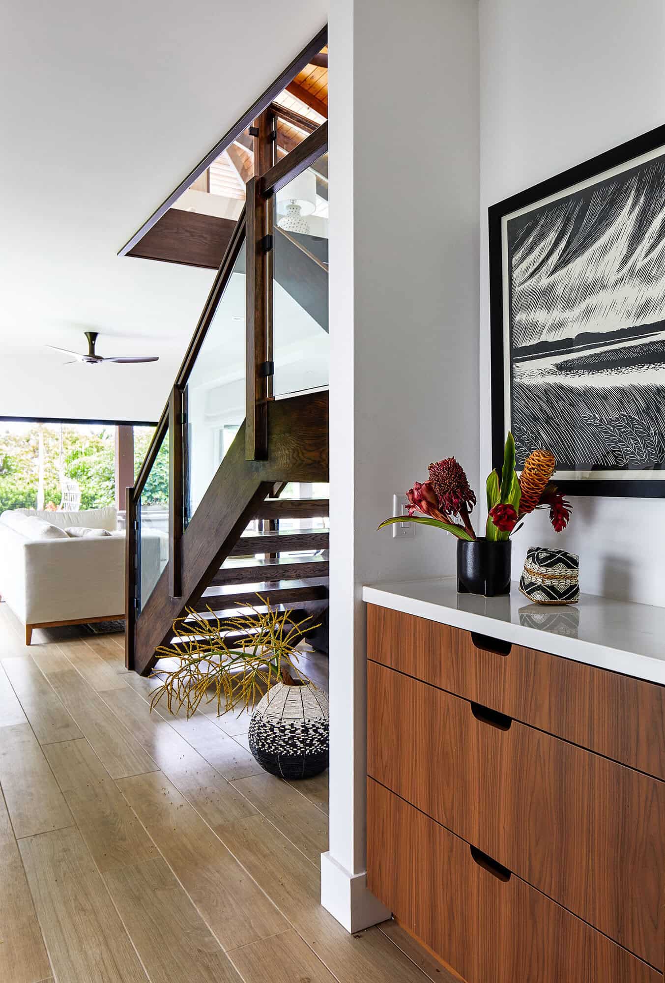 bohohemian style bungalow entry with a console table