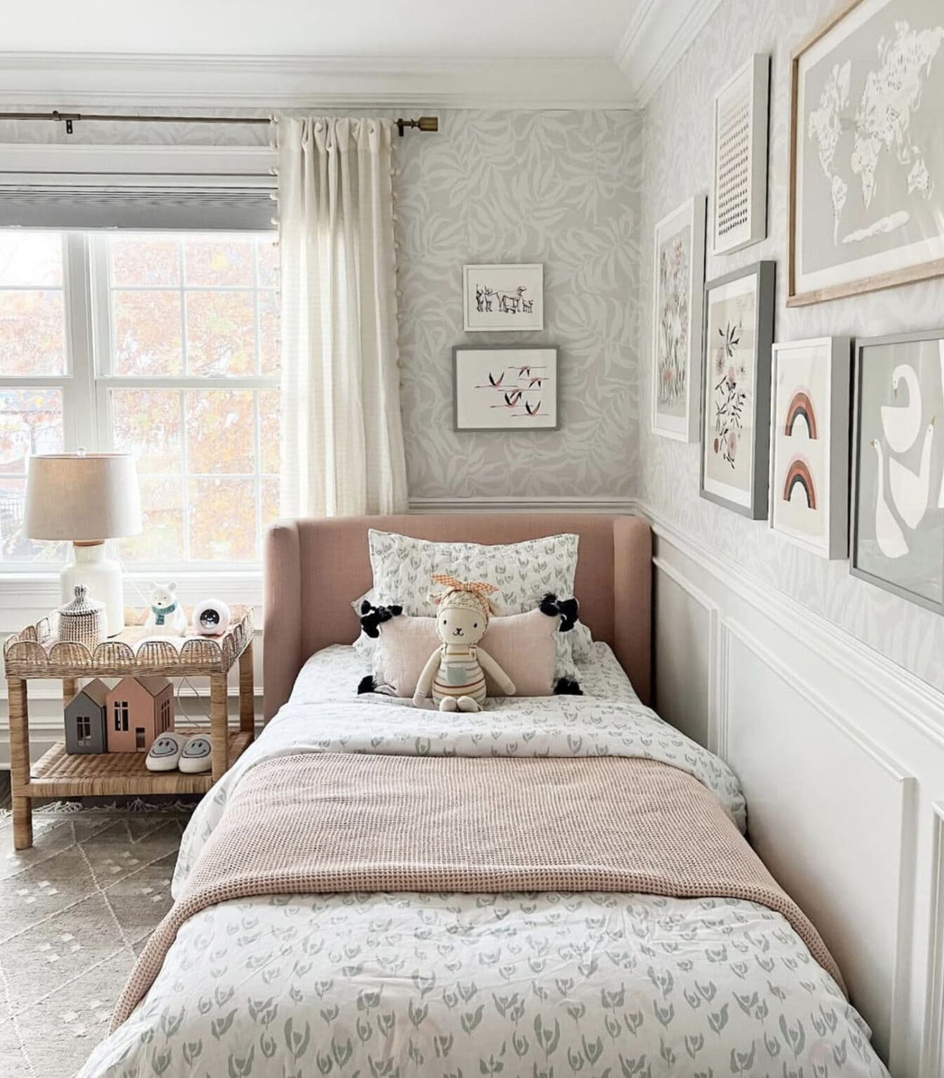 27 Cozy Bedroom Ideas With Fresh Spring Vibes You'll Love To Copy