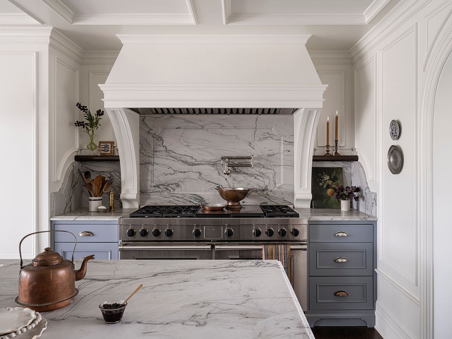 traditional style kitchen range wall