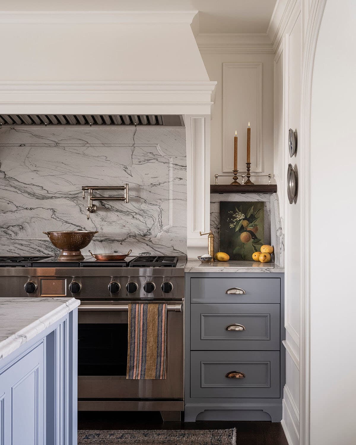traditional style kitchen range wall