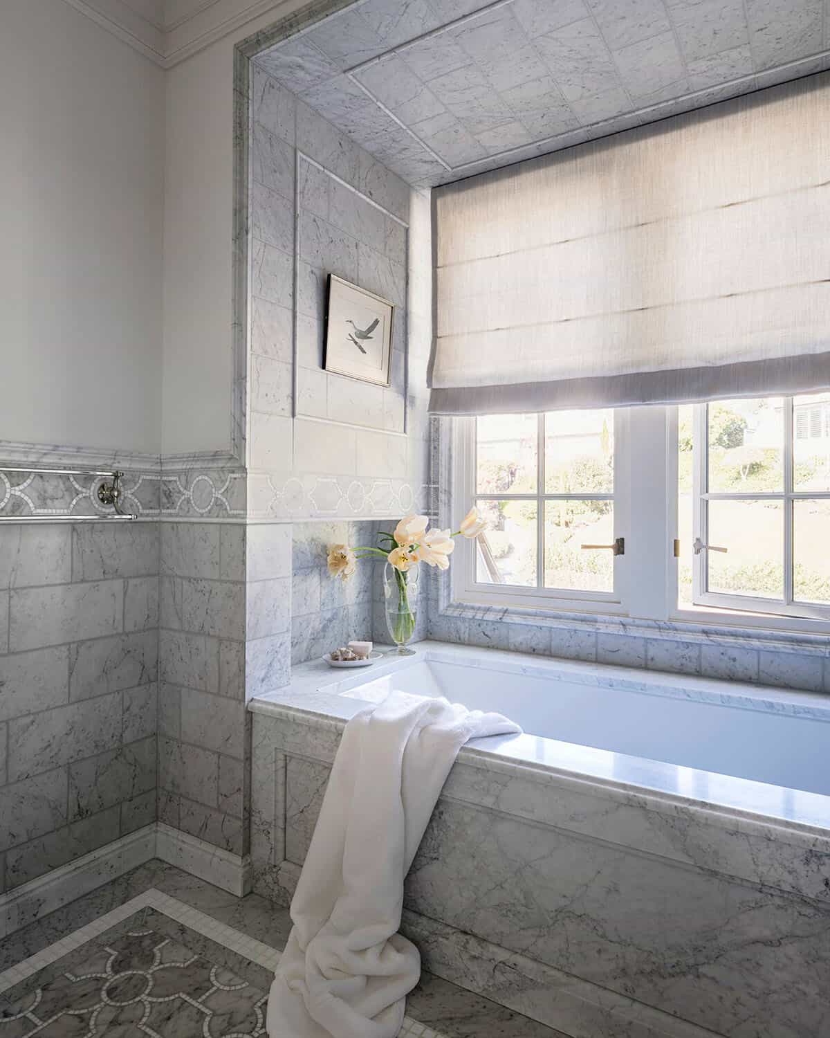 traditional style bathroom with an integrated tub