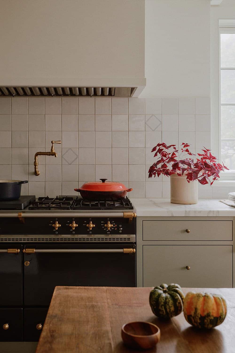 farmhouse style kitchen