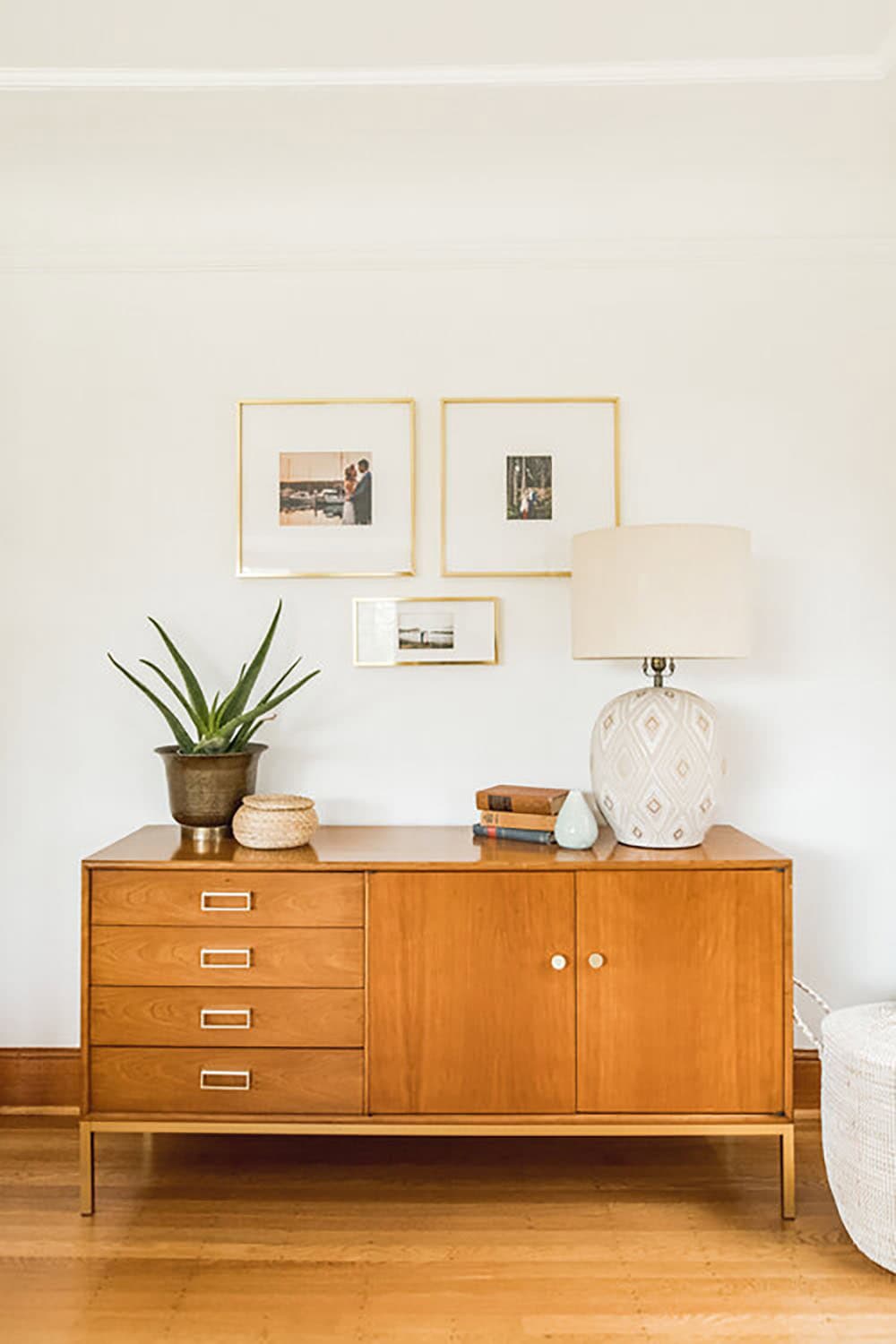 transitional stye living room console table with accessories