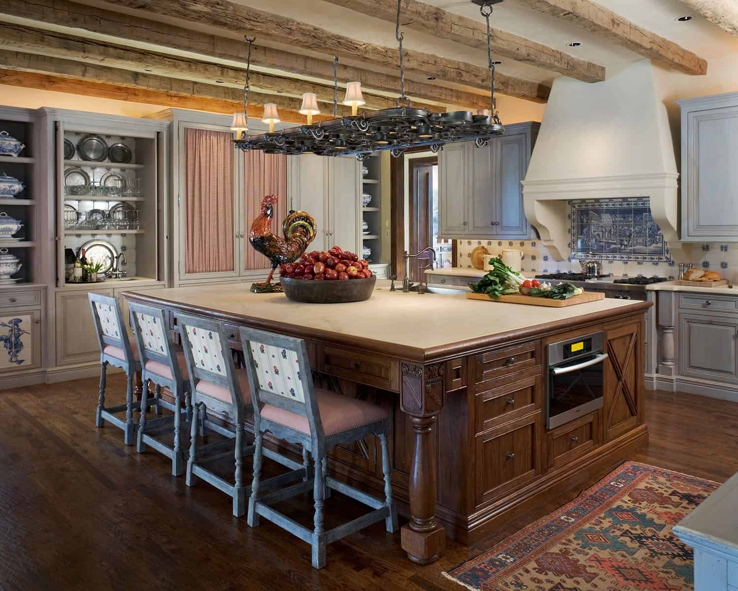 mediterranean style kitchen