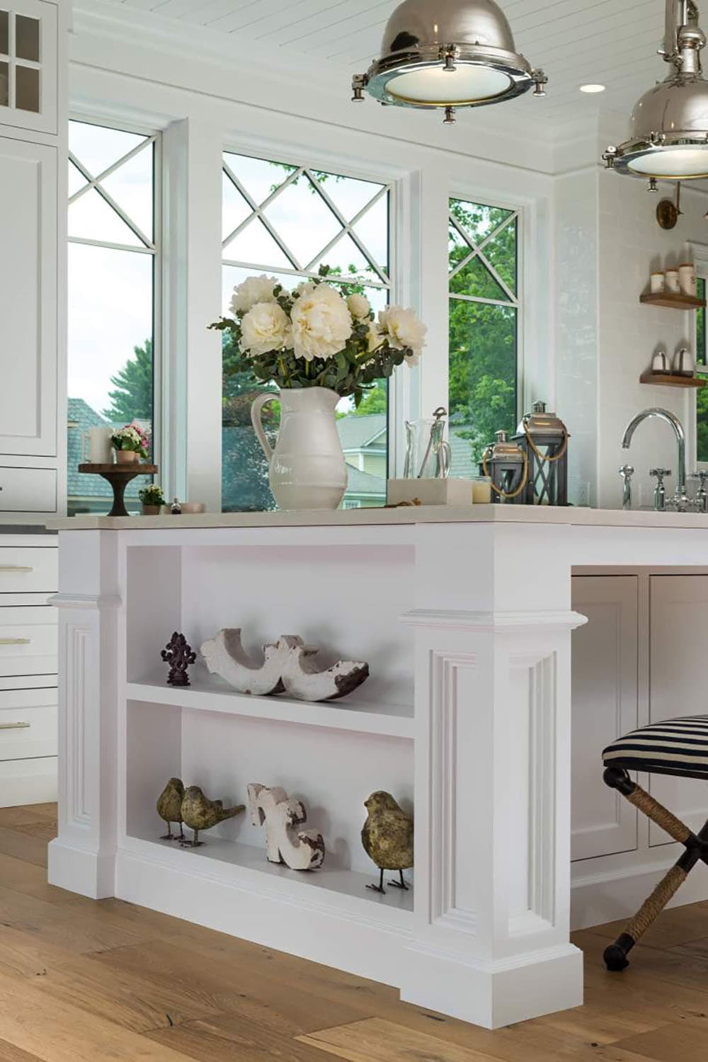 contemporary kitchen island detail