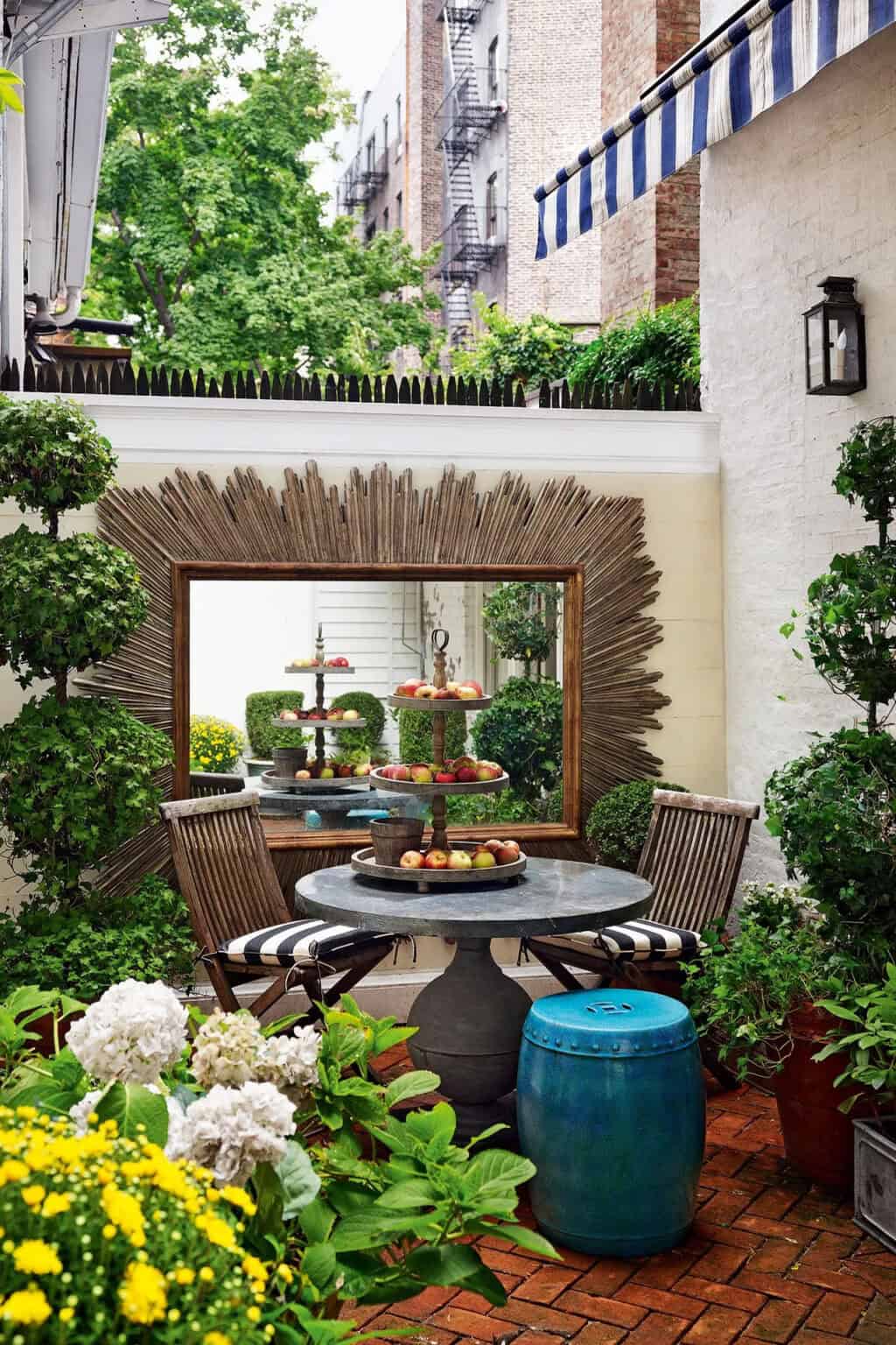 33 Stunning Small Garden Ideas To Elevate Your Outdoor Space
