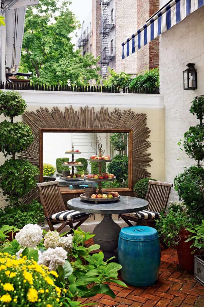 33 Stunning Small Garden Ideas To Elevate Your Outdoor Space