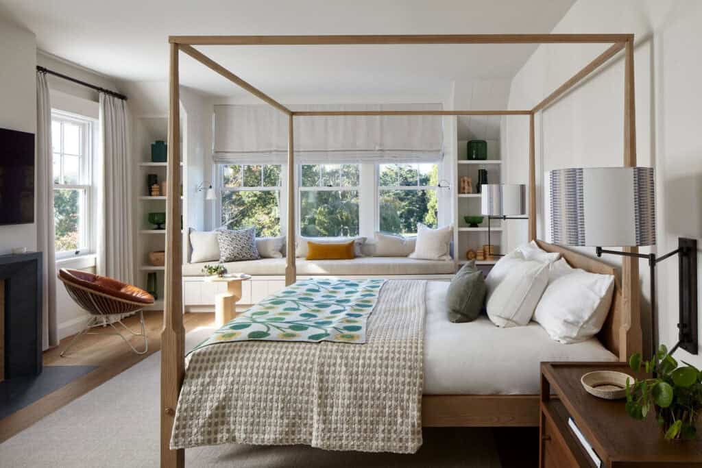 Inside this dreamy coastal retreat with an East Coast vibe in the Hamptons