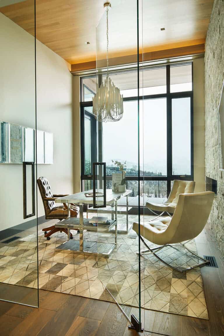 This stunning mountain getaway in Snowmass Village boasts captivating views