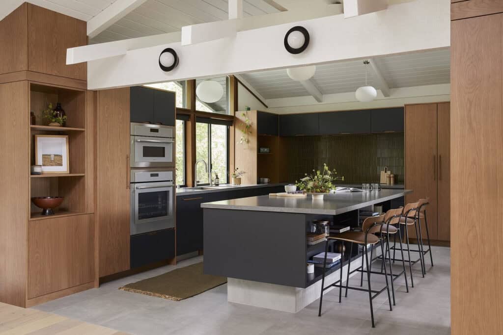 A Northern California midcentury modern home gets a brilliant renovation