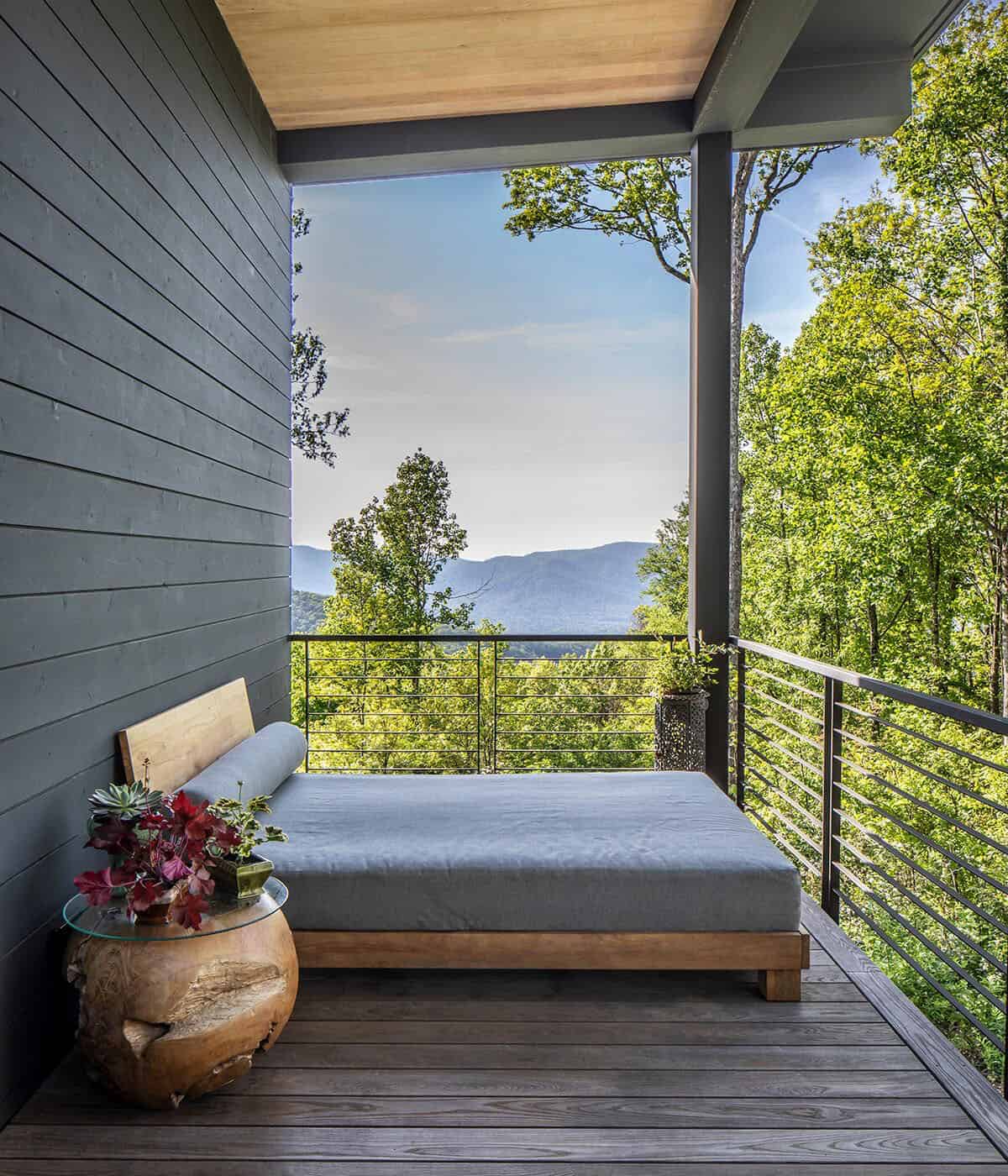 contemporary mountain home balcony
