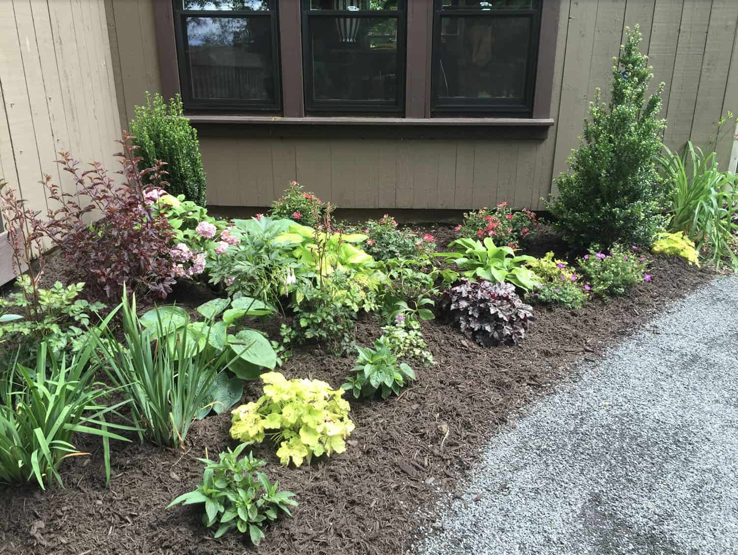 simple corner garden bed