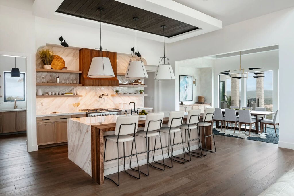 Step inside this contemporary Texas house with stunning living spaces