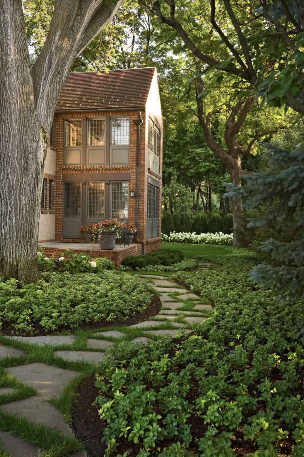 Lake Minnetonka home landscpae with bluestone steps