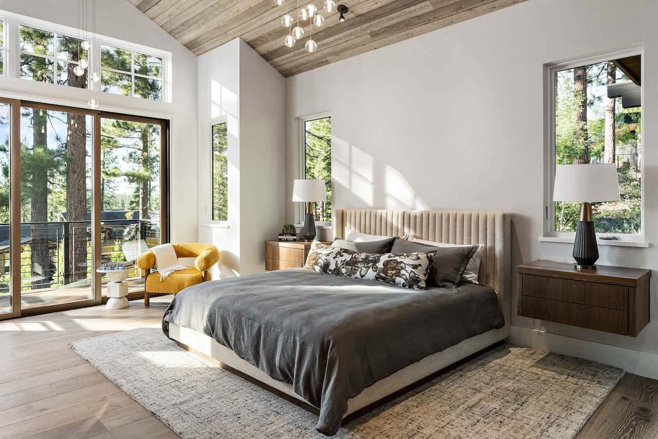 contemporary bedroom