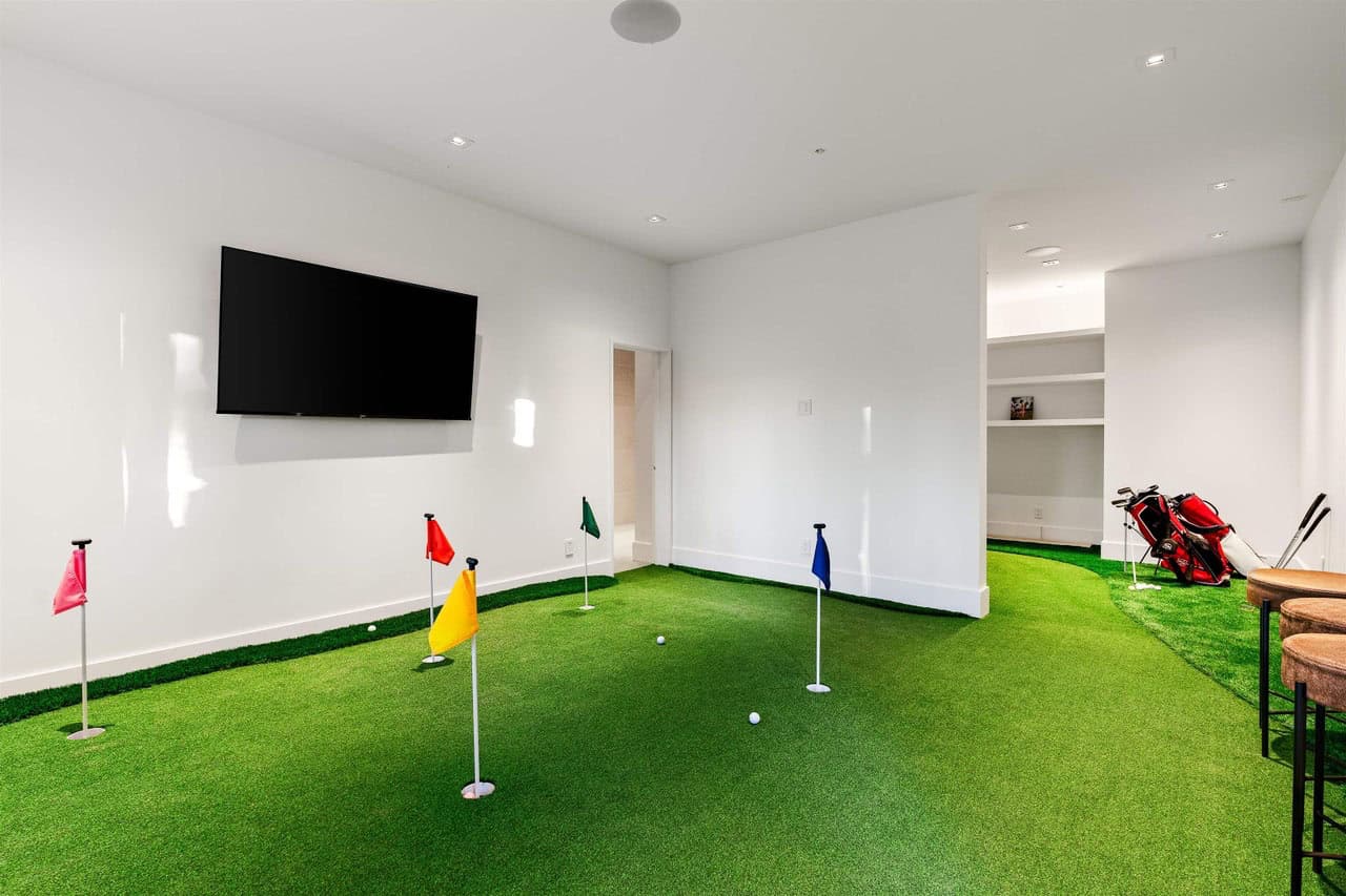 contemporary golf simulator