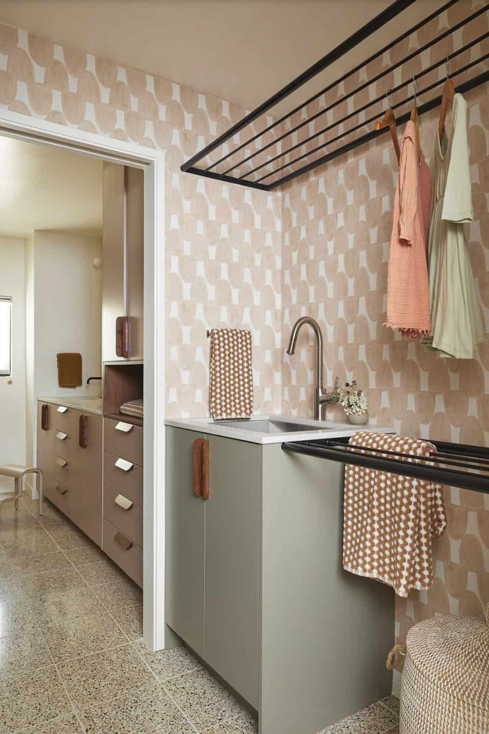 Midcentury Laundry Room