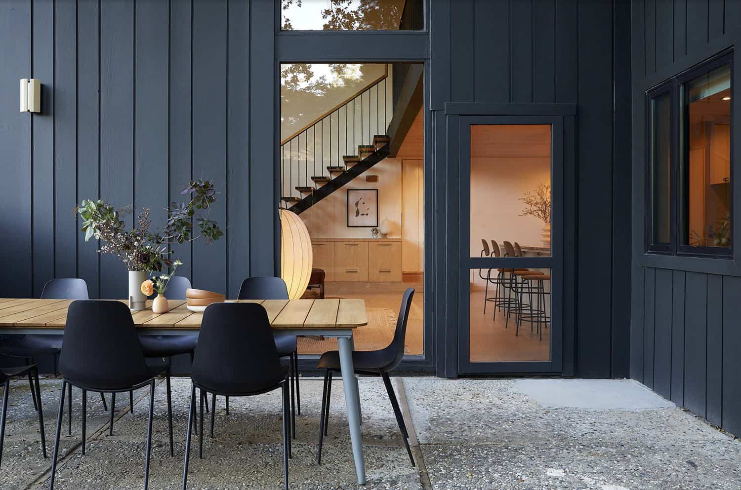 Midcentury Exterior Patio with Outdoor Furniture