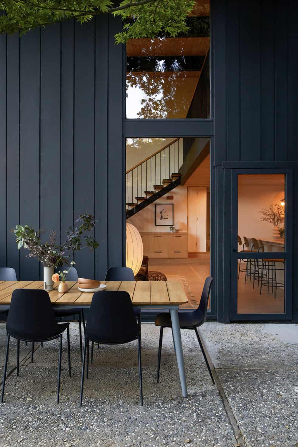 Midcentury Exterior Patio with Outdoor Furniture