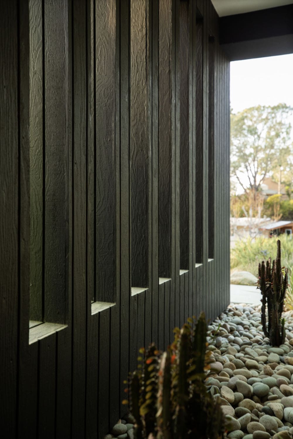 midcentury modern home exterior