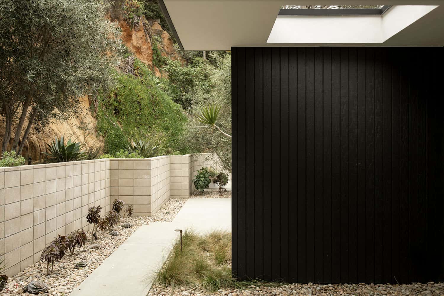 midcentury modern home exterior